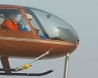 Как открыть бутылку пива вертолётом