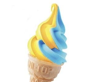 Мороженое цвета флага Швеции