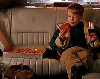 Маколей Калкин создал кавер группу The Pizza Underground