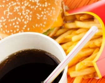 Каждый раз после употребления фаст-фуда индекс массы тела увеличивается на 0,03 пункта