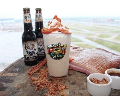 Молочный коктейль с пивом и беконом