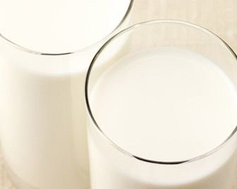 Почему беременным необходимо пить молоко