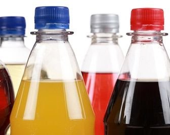 Употребление газированных напитков влияет на мозг