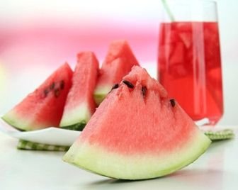 Арбузный сок облегчает боль в мышцах